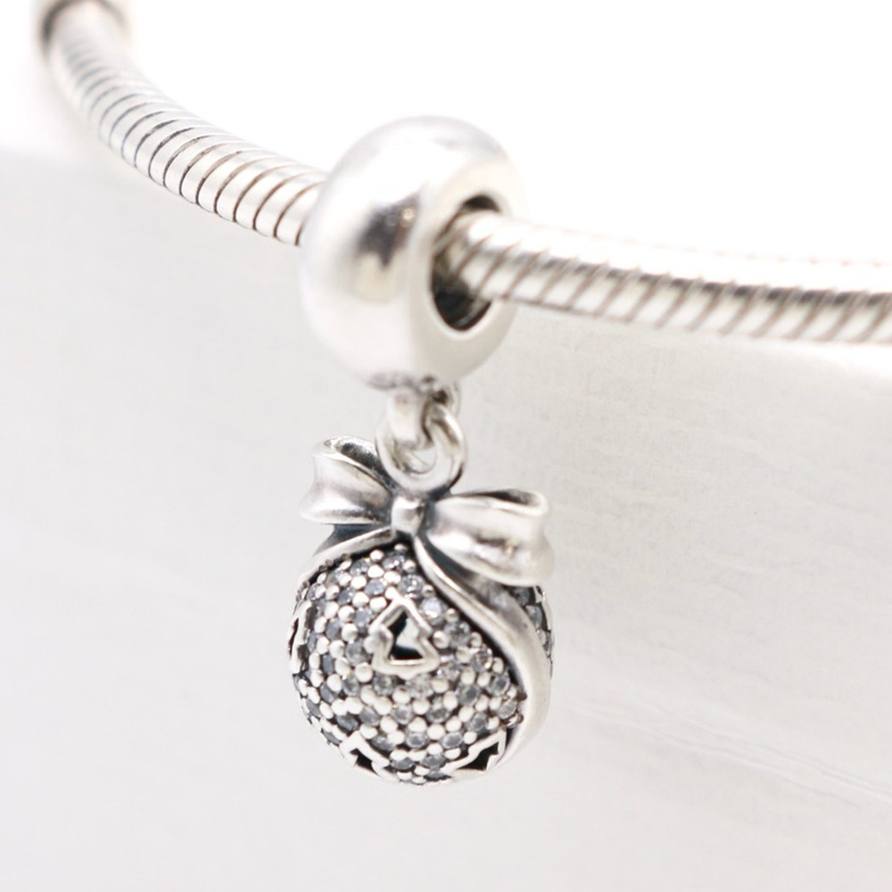 RARE Authentic PANDORA 2014 Limited Edition Christmas Ornament Dangle